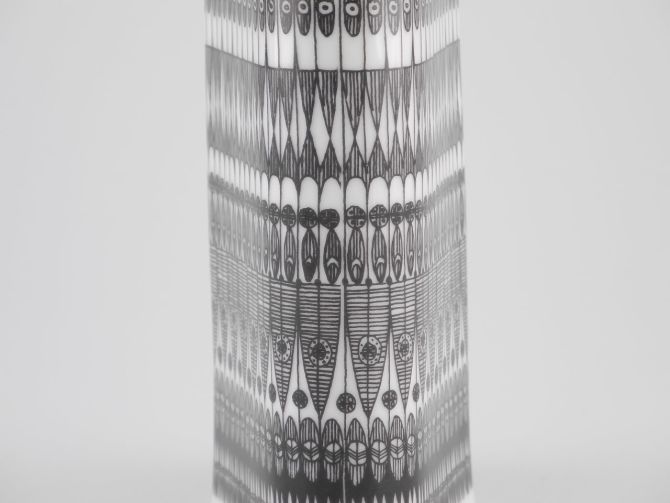 Hans Theo Baumann Vase 2786 schwarz Rosenthal