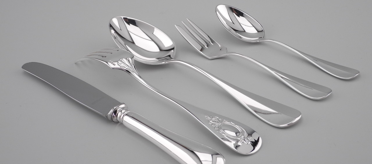 Gebrüder Reiner Medaillon Silberbesteck